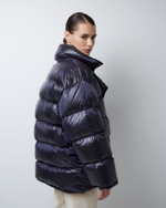 Пуховик двубортный укороченный черничный