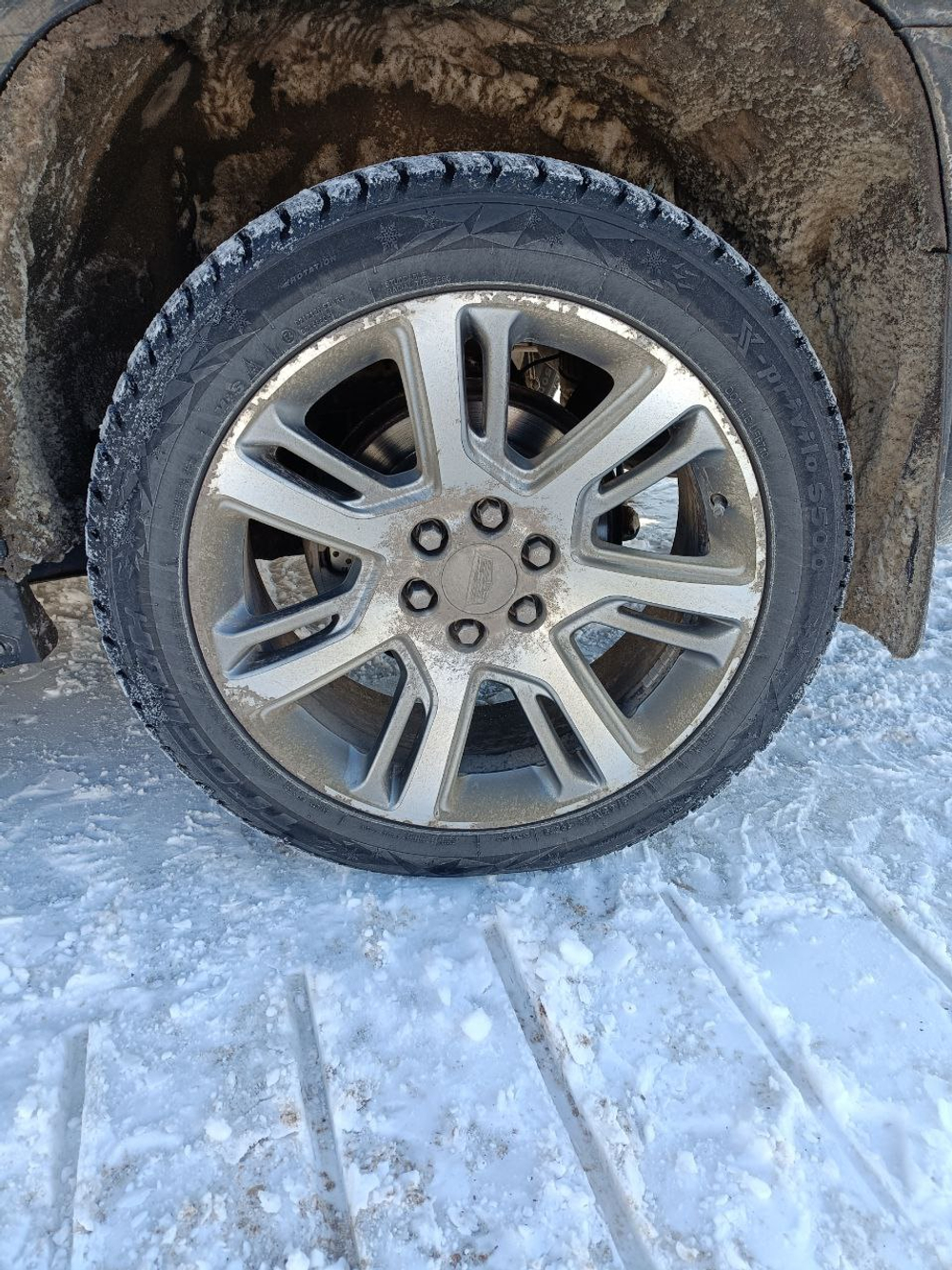 Cadillac ESCALADE 6.2 V8 Luxury (426 л.с.)