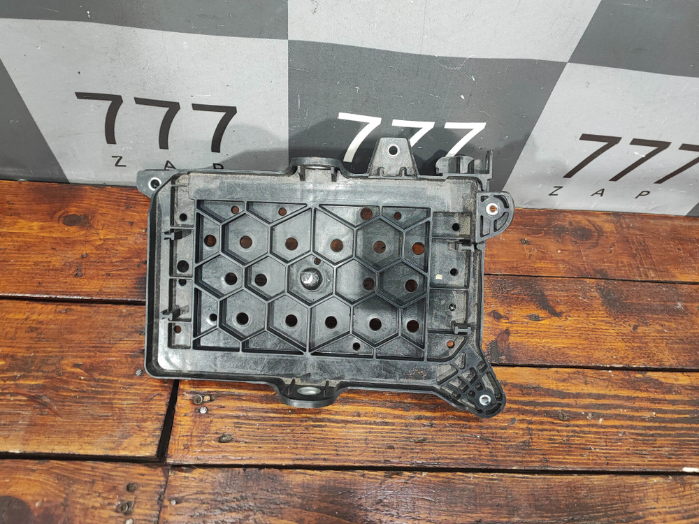 Крепление аккумулятора Chery Tiggo 7 Pro 20-нв Б/У Оригинал 807000408AA