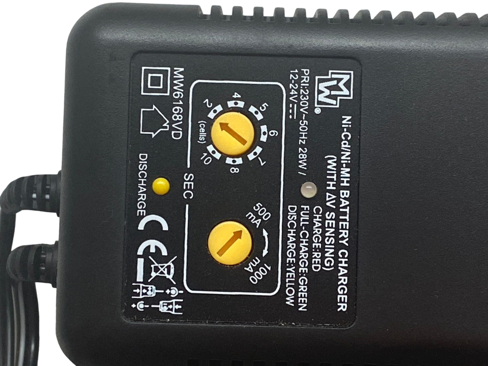 Зарядное устройство MW6168VD