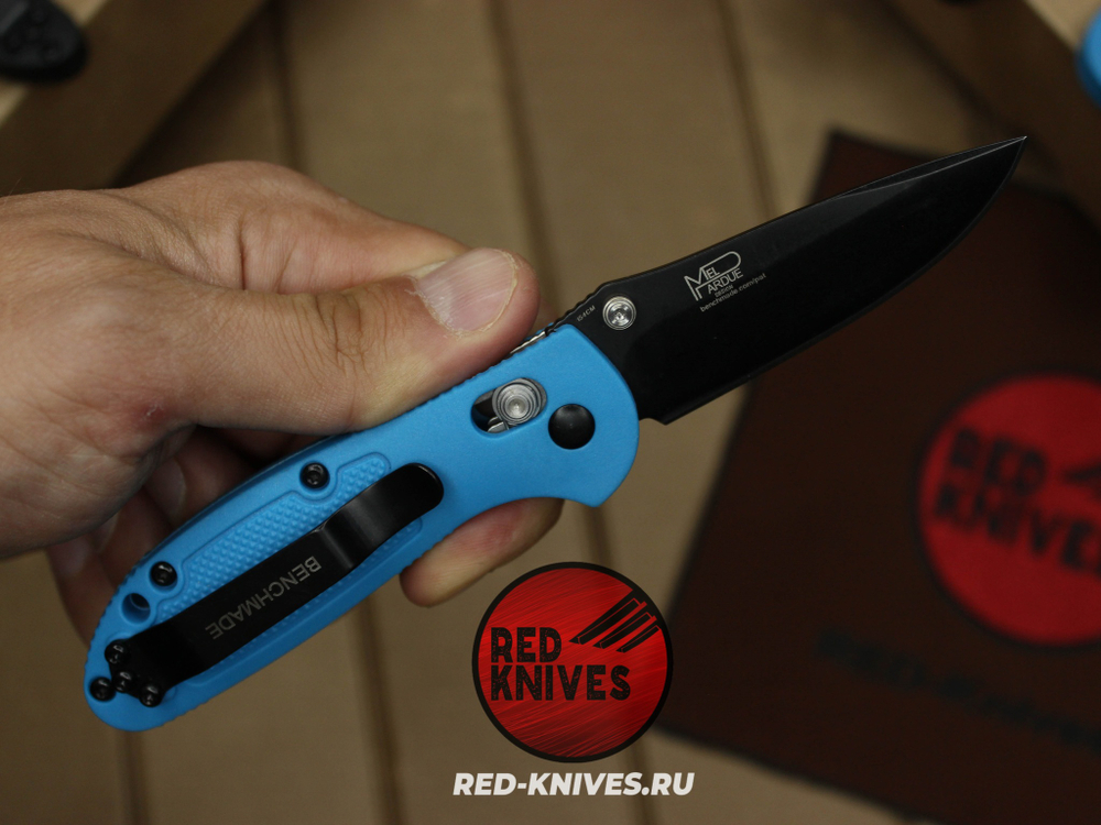 Нож Benchmade 556 Griptilian Mini - небесный нейлон, клинок черный RK/Н43