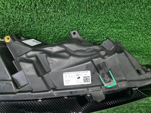 Фара правая Jaguar F-PACE (2020-н.в.) LED