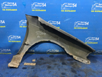 Крыло переднее левое TOYOTA AVENSIS 2001