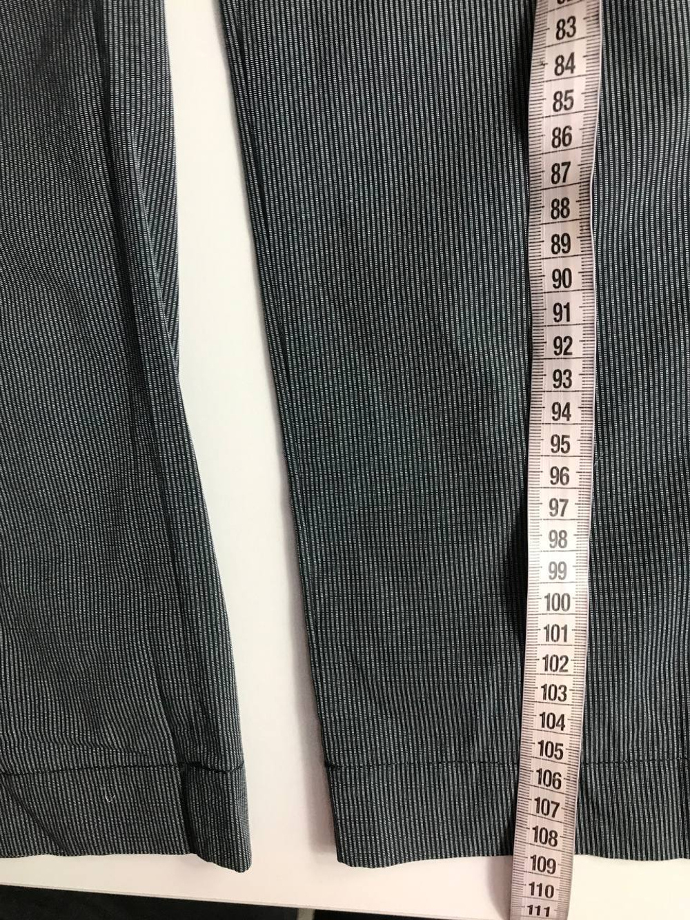 Брюки Sand с фактурным микро узором, визуально на 50 размер