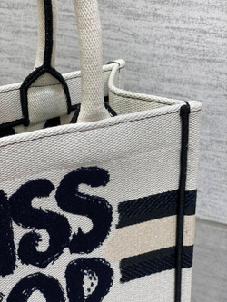 Christian Dior Book Tote 26 cm