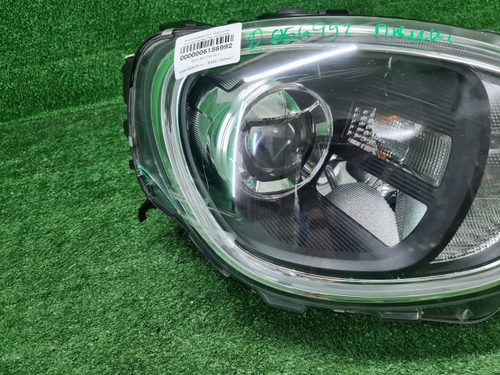 Фара правая Mini Countryman F60 (2016-2020) LED