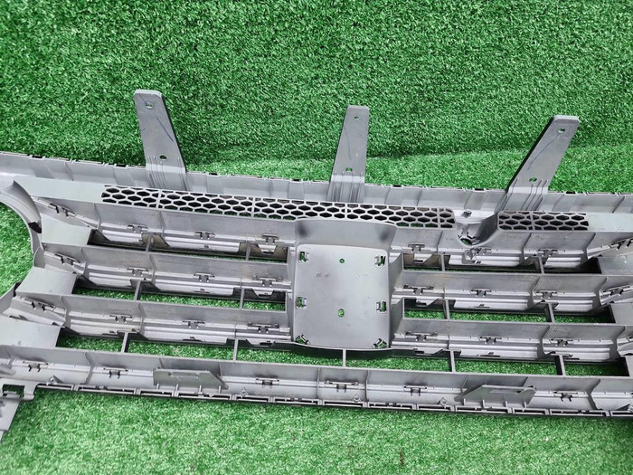 Решетка радиатора Tank 300 (2021-н.в.)
