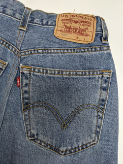 levis 24