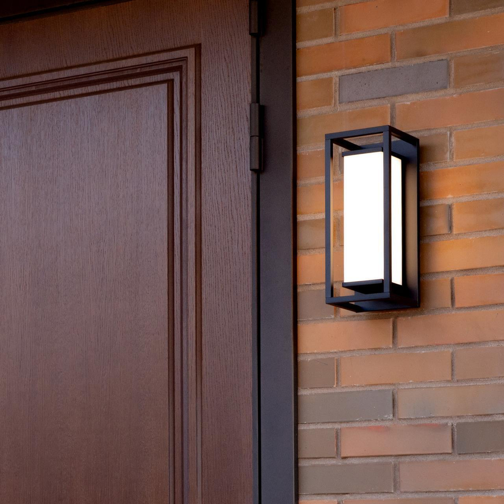 Уличный настенный светодиодный светильник Favourite Barer 4385-2W