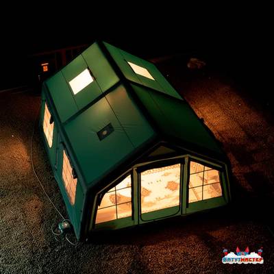 Пневмокаркасная всесезонная палатка «Тёплая Искра» 3,6×4,8×2,2 м — с печкой, из ПВХ, зелёная