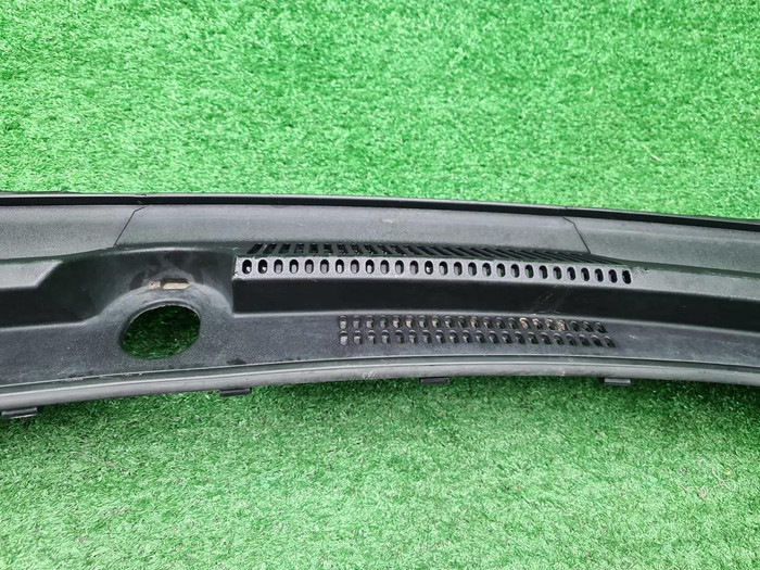 Жабо Geely Coolray (2019-2024)