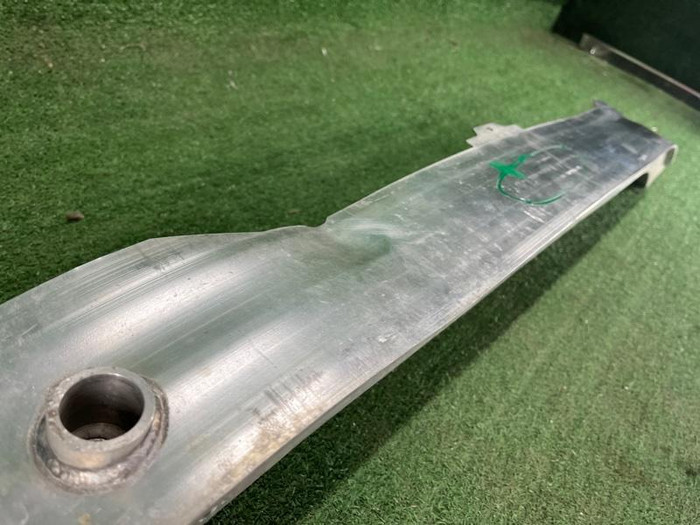 Усилитель передний BMW 3er F30 F31 (2011-2020)