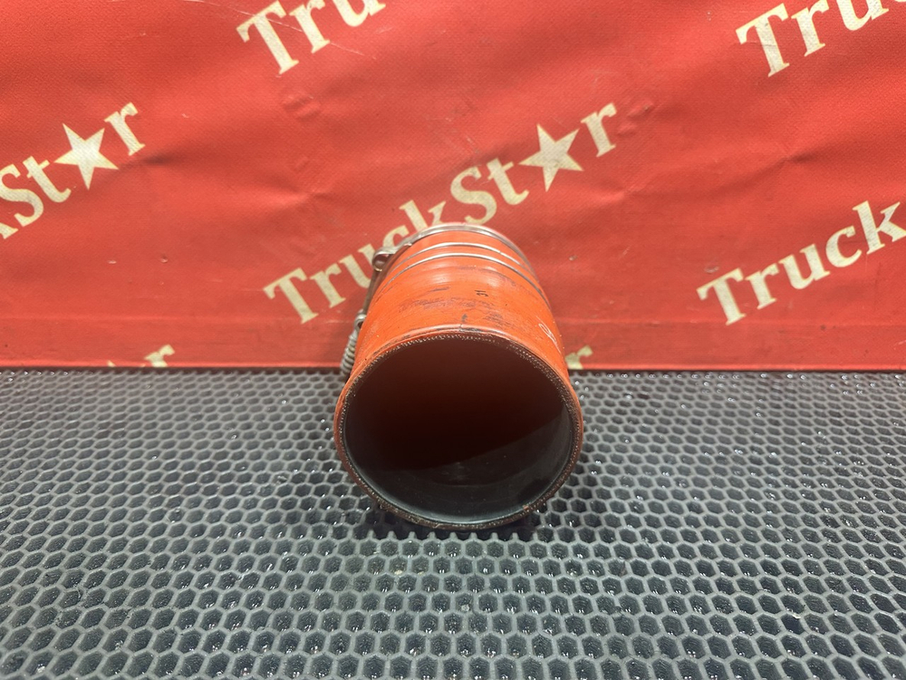 Патрубок интеркулера 2023г