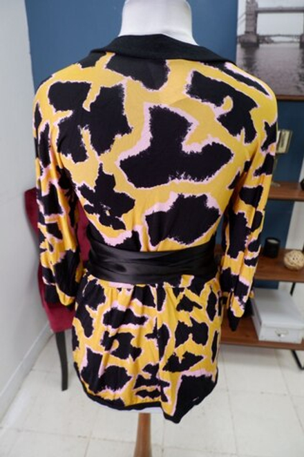 Блузка с ярким принтом 44 размер