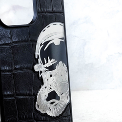 Эксклюзивный чехол iPhone авиация из ювелирного сплава - Euphoria HM Premium Fighter bomber - натуральная кожа, металл