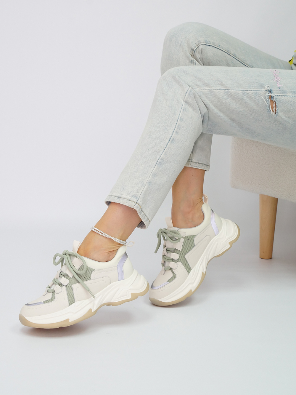 Кроссовки женские демисезонные