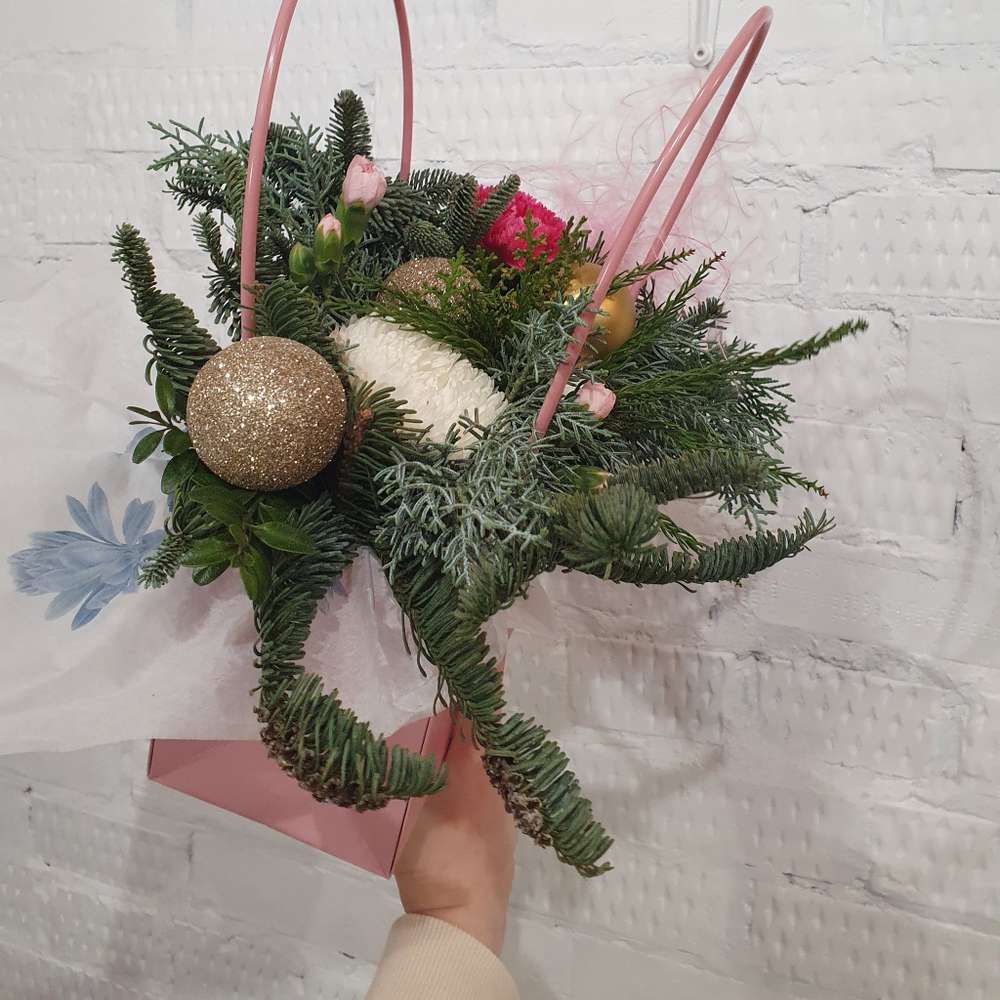 Композиция в сумочке "Нежный аромат праздника "