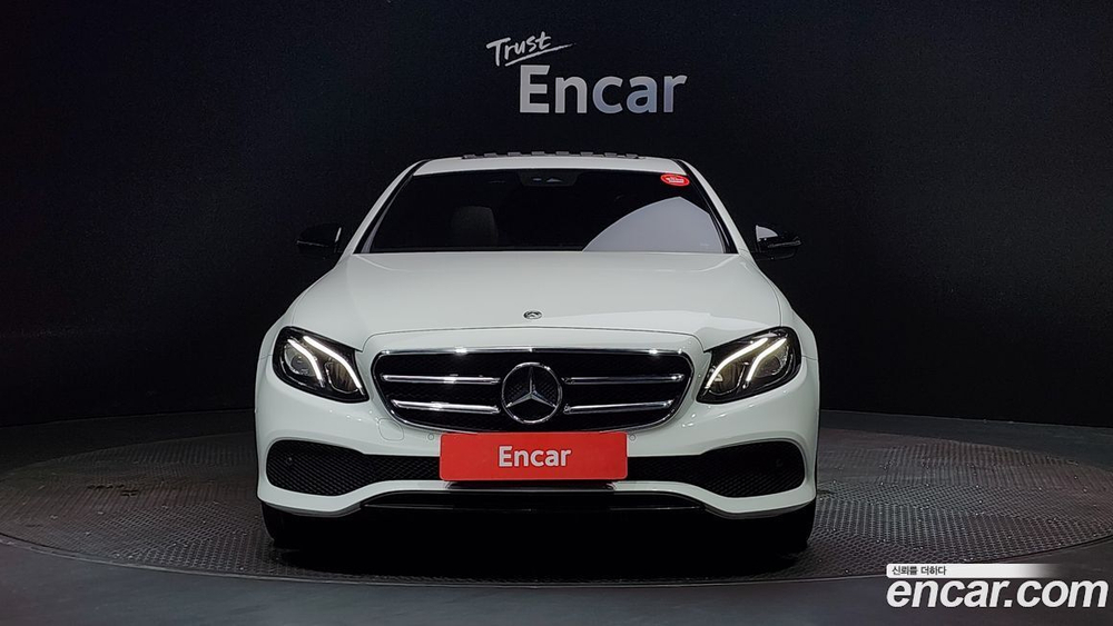 Mercedes-Benz E-Class W213 E250 Avangarde (05.2020)