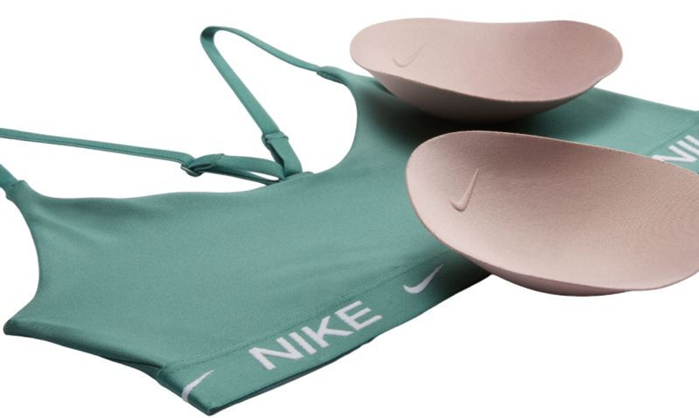 ТОП теннисный Nike Indy Light Support Padded Adjustable Sports Bra - зеленый