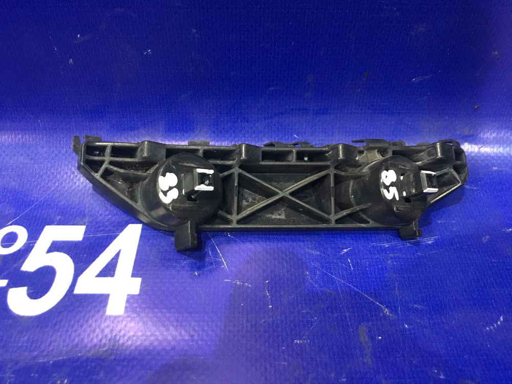 Крепление бампера переднее левое NISSAN NOTE 2012-2016