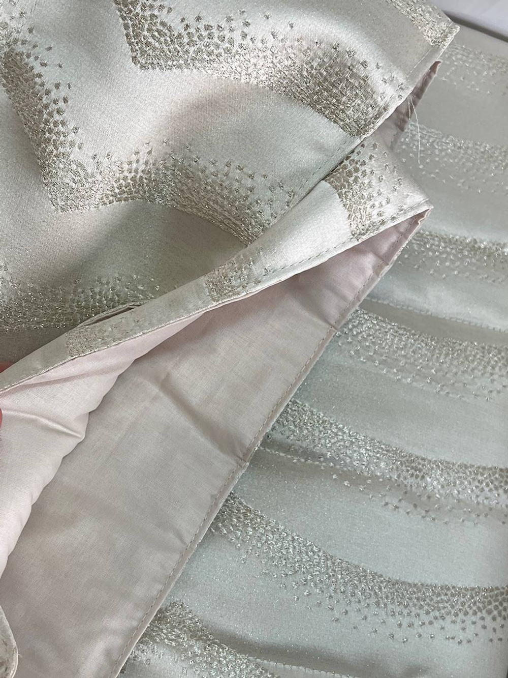 Покрывало 270х270 Blumarine Jasmine tortora бежевое