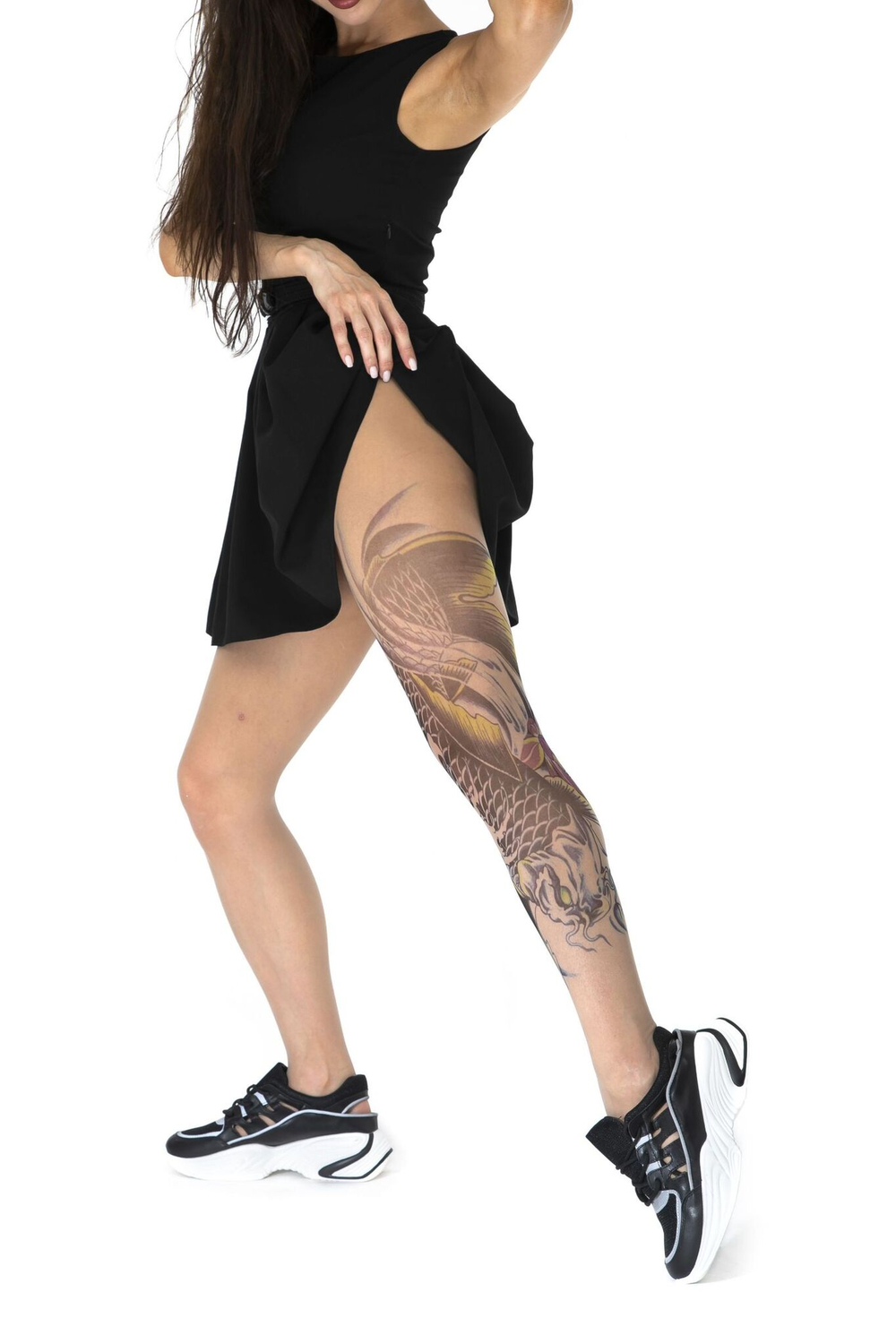 Колготки с принтом в виде черного карпа кои на левой ножке (Размер: S-M-L) (Цвет: бежевый)