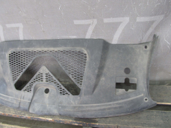 Кожух замка капота Porsche Macan (95B) 14-18 Б/У Оригинал 95b805806