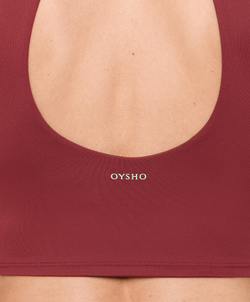 Oysho Топ-майка Comfortlux с вырезом халтер, бордовый