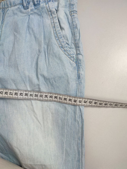 Джинсы Reserved  светлые на 12 лет