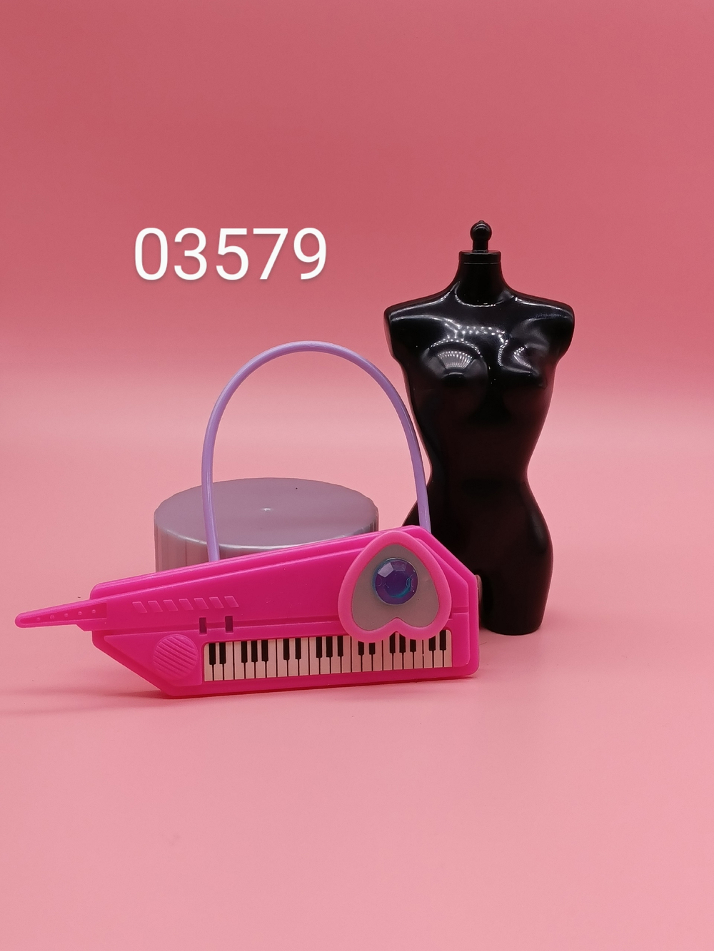 Аксессуар для куклы Барби винтаж - синтезатор. 03579