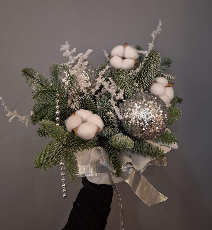 Композиция "Ледяное королевство"