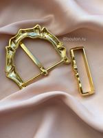 Пряжка золотая с декоративными элементами