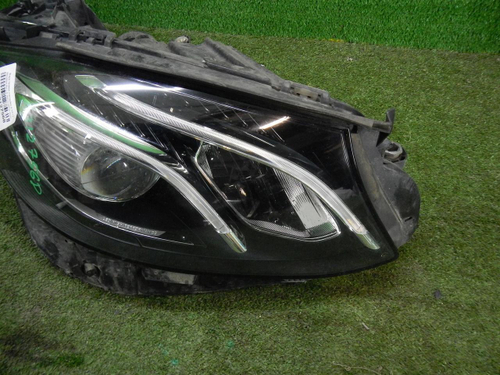 Фара правая Mercedes E W213 (2016-2021) LED
