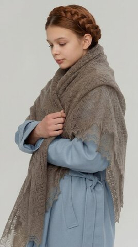 Оренбургский пуховый платок-паутинка А140-03 серый