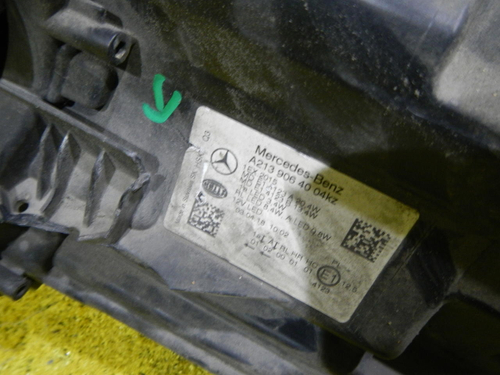 Битая Фара правая Mercedes E W213 (2016-2021) LED