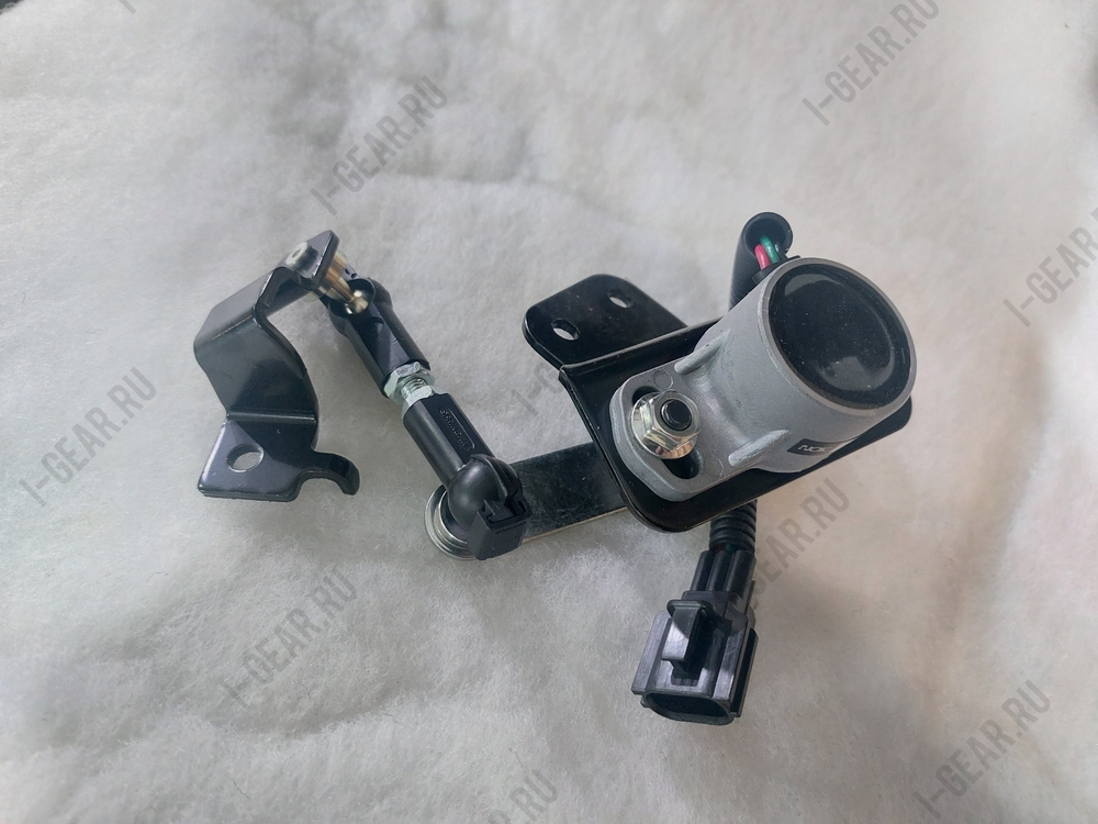 Датчик положения высоты кузова Infiniti  QX56, QX80 (Z62)