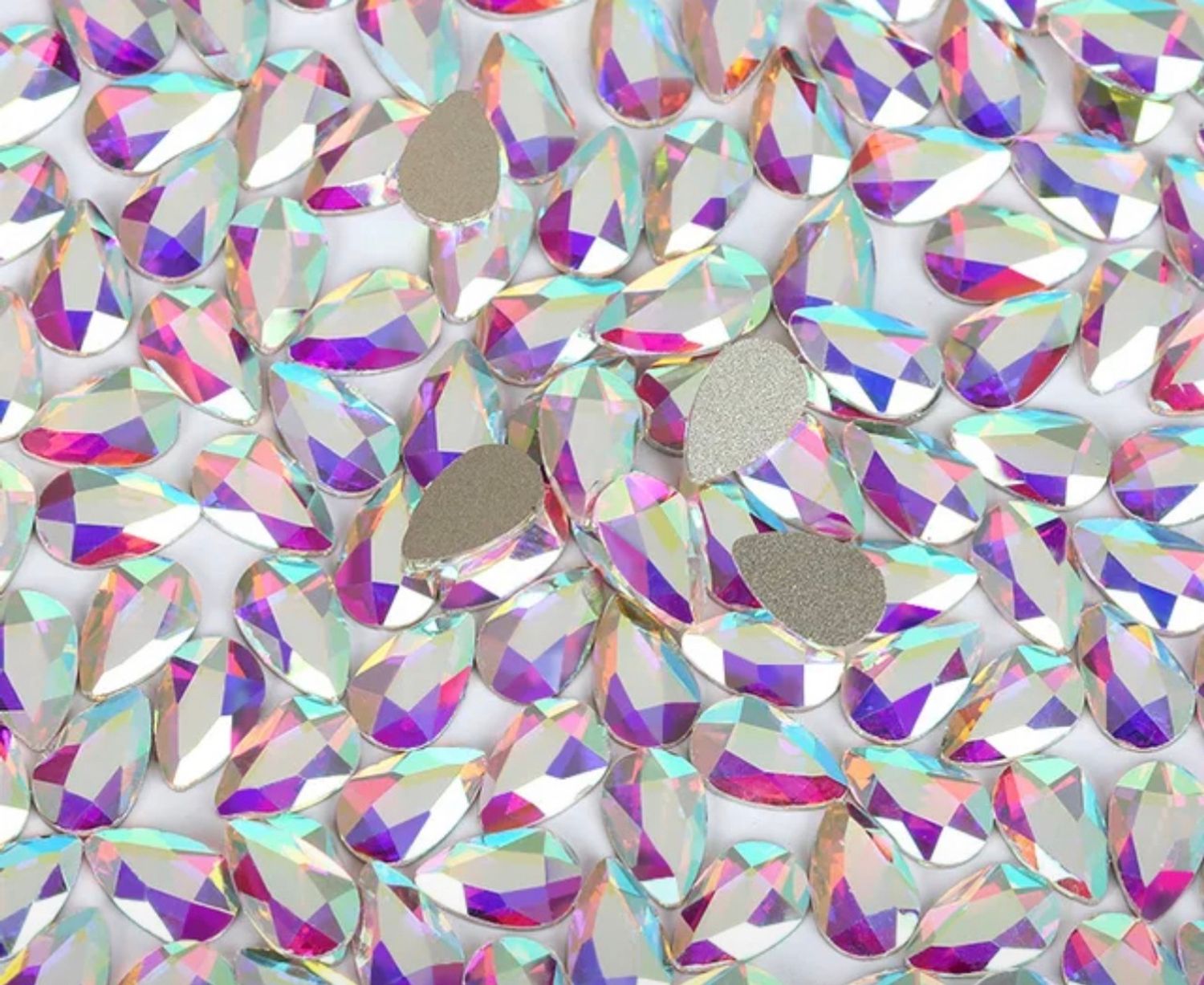 Стеклянные стразы  (5,5*8мм) 25шт, цвет галография с фиолетовым