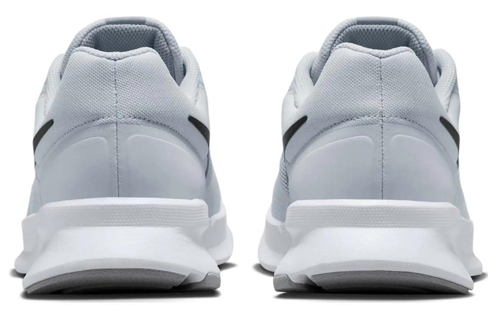 Кроссовки Nike Run Swift 3