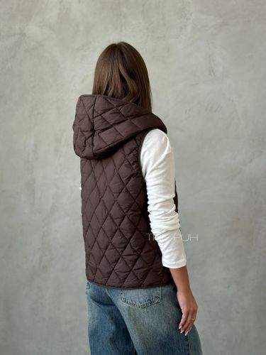 Шоколадное шерстяное пальто с утепленным жилетом