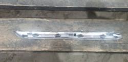 Молдинг решетки радиатора Mercedes E (W213) Б/У Оригинал A2138880373