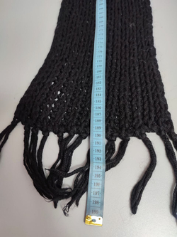 Шарф черный стильный