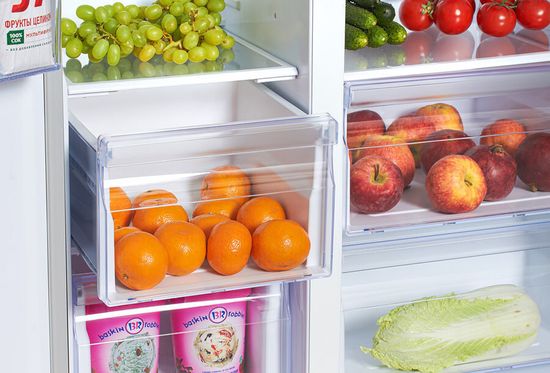 Холодильник Hyundai CS5003F черная сталь