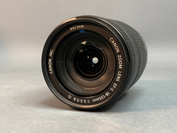 Canon EF-S 18-135 mm f/3.5-5.6 IS