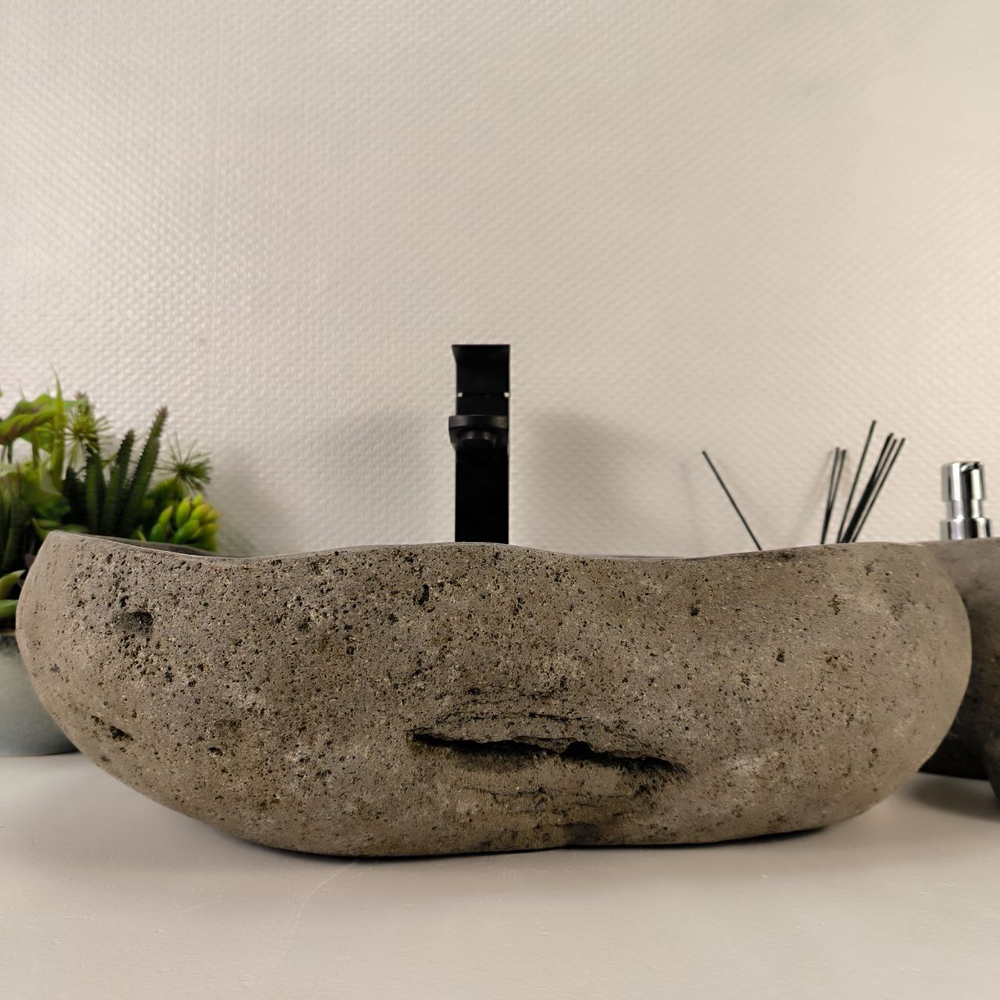 Раковина из речного камня RS-65149 51*37*14 0861