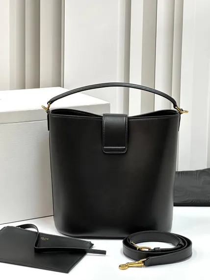 СУМКА CELINE LOUISE ИЗ ГЛАДКОЙ ТЕЛЯЧЬЕЙ КОЖИ