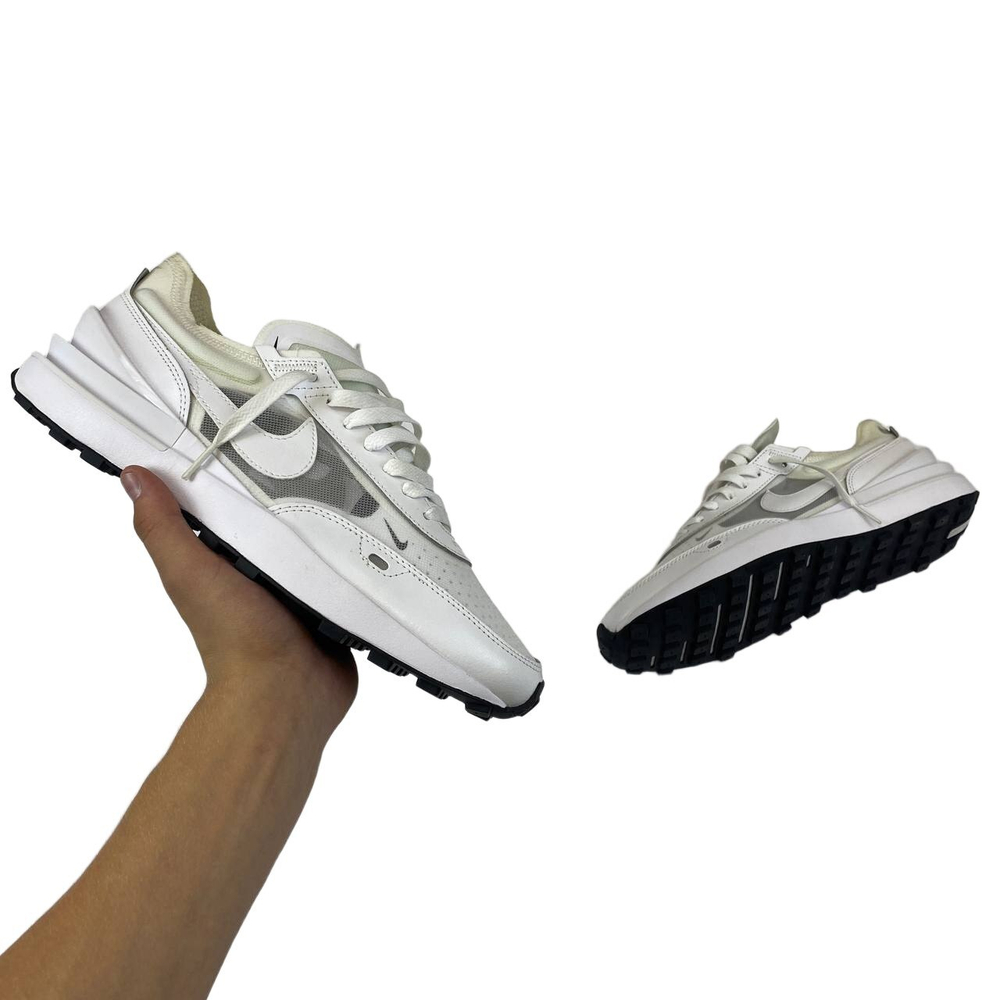 Кроссовки Nike Wafflene One|