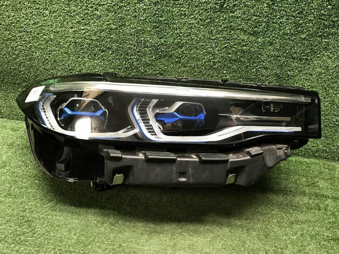 Фара правая BMW X7 G07 (2019-2022) Laser Light