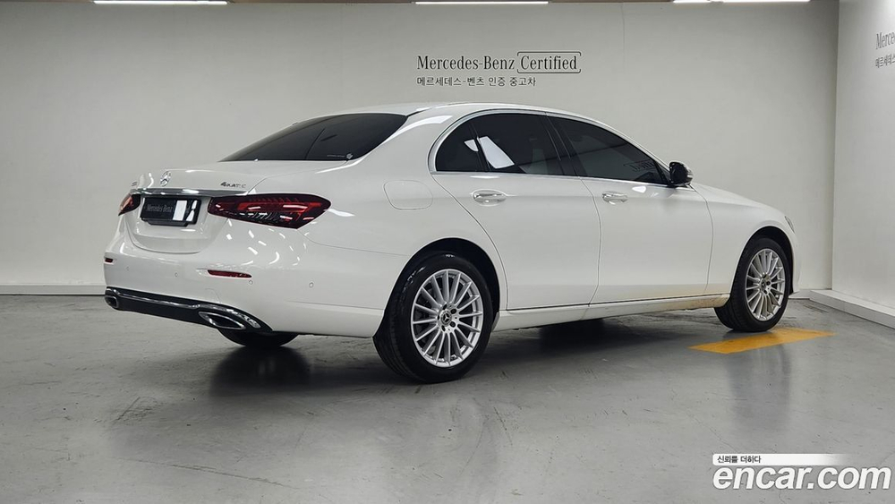 Mercedes-Benz E-Class W213 E220d 4MATIC Exclusive (01.2022)