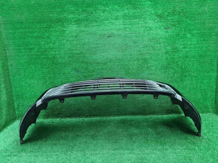 Бампер передний Toyota Camry 8 XV70 (2017-2021)