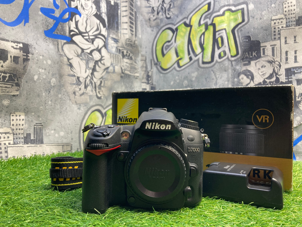 Nikon D7000 (8.500 кадров)